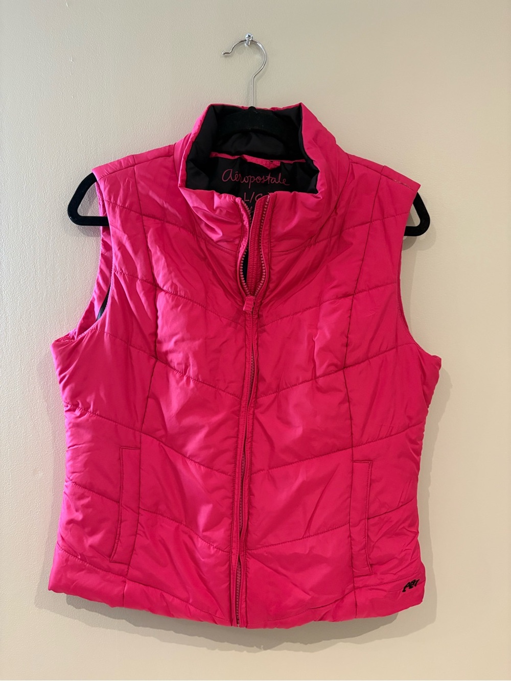 Aeropostale Women's Bright Pink Quilted Puffer Vest